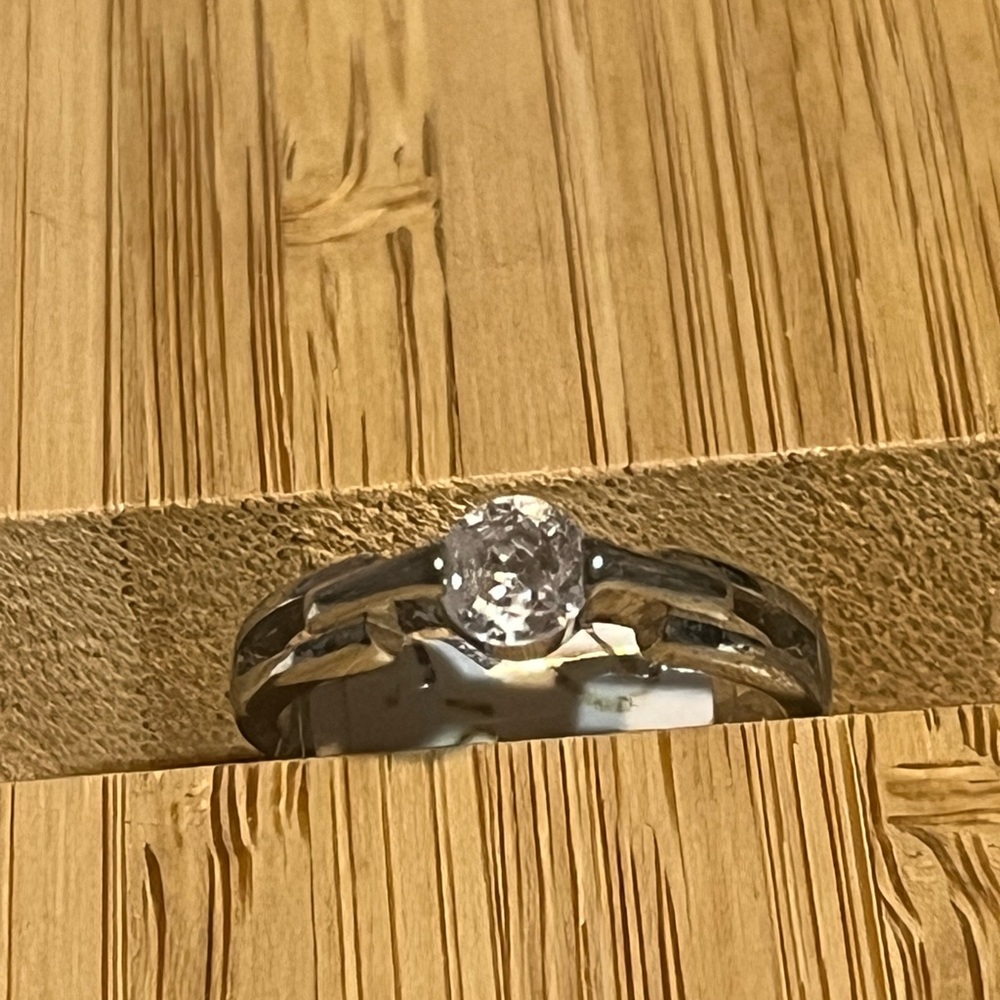 Elegant Silver Ring with Clear Stone